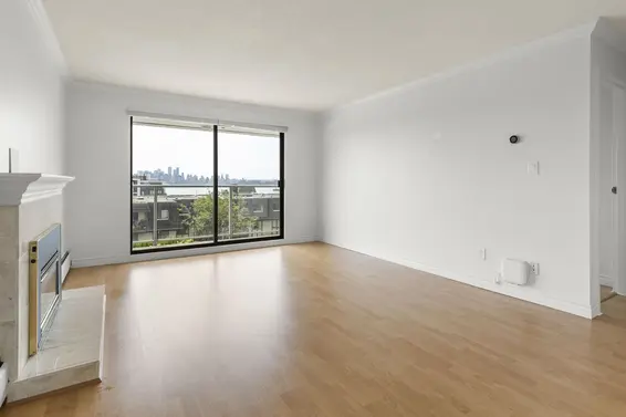 307 308 West 2nd Street, North Vancouver For Sale - image 12