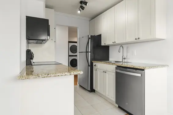 307 308 West 2nd Street, North Vancouver For Sale - image 16