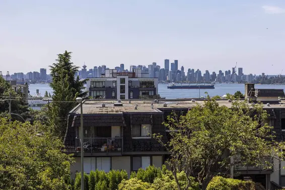 307 308 West 2nd Street, North Vancouver For Sale - image 2