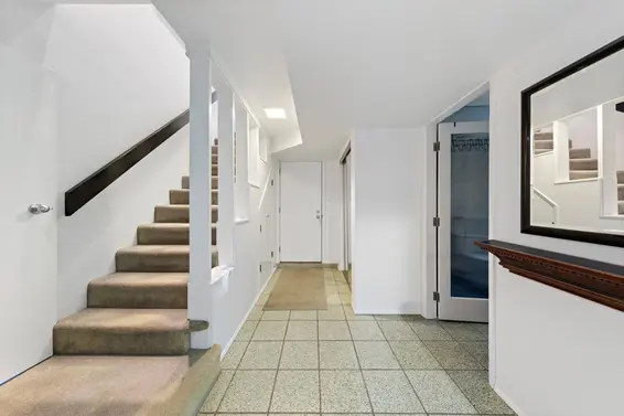 4331 Lions Avenue, North Vancouver For Sale - image 17