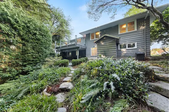 4331 Lions Avenue, North Vancouver For Sale - image 23