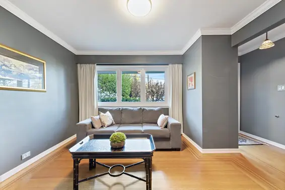 4331 Lions Avenue, North Vancouver For Sale - image 4