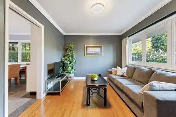 4331 Lions Avenue, North Vancouver For Sale - image 5