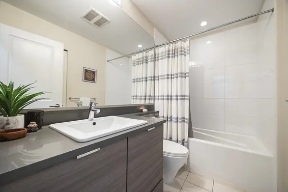 203 2665 Mountain Highway, North Vancouver For Sale - image 26