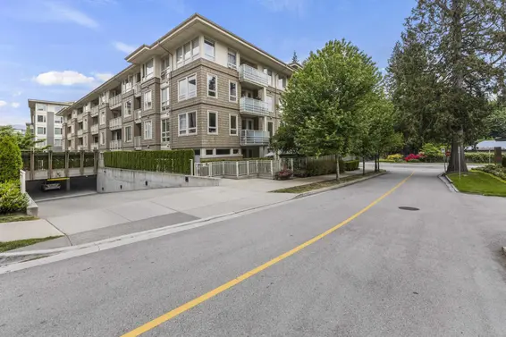 203 2665 Mountain Highway, North Vancouver For Sale - image 36
