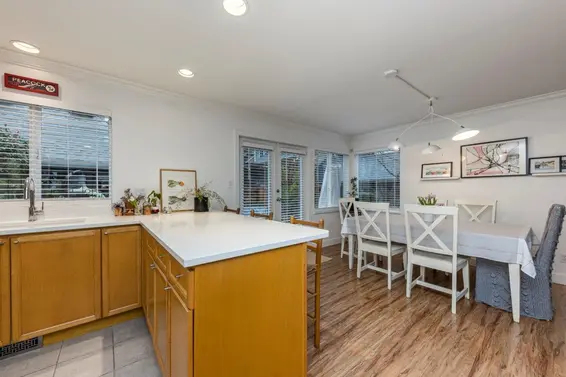 2530 Western Avenue, North Vancouver For Sale - image 16