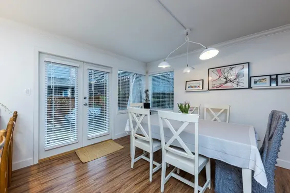 2530 Western Avenue, North Vancouver For Sale - image 17