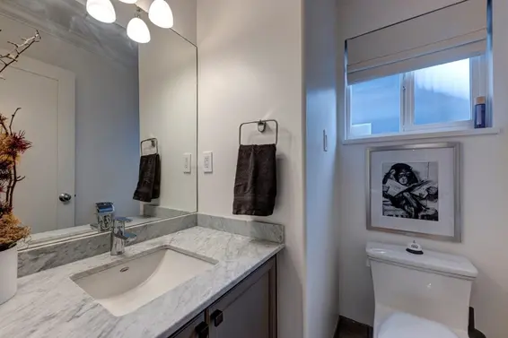 2530 Western Avenue, North Vancouver For Sale - image 18