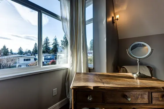 2530 Western Avenue, North Vancouver For Sale - image 24