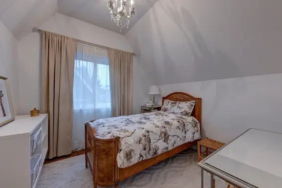 2530 Western Avenue, North Vancouver For Sale - image 31