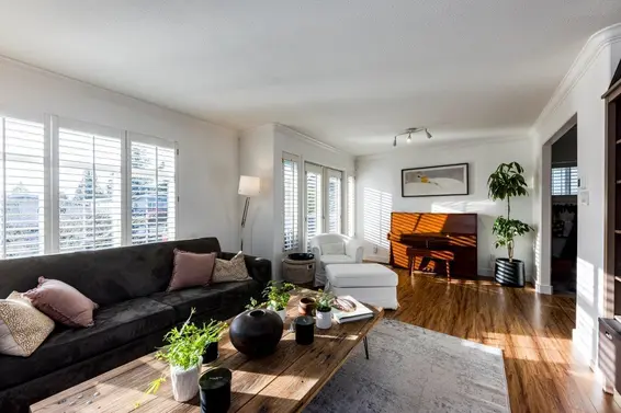 2530 Western Avenue, North Vancouver For Sale - image 8