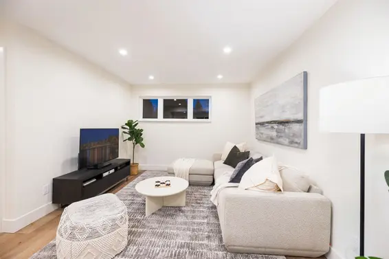 2654 Masefield Road, North Vancouver For Sale - image 25