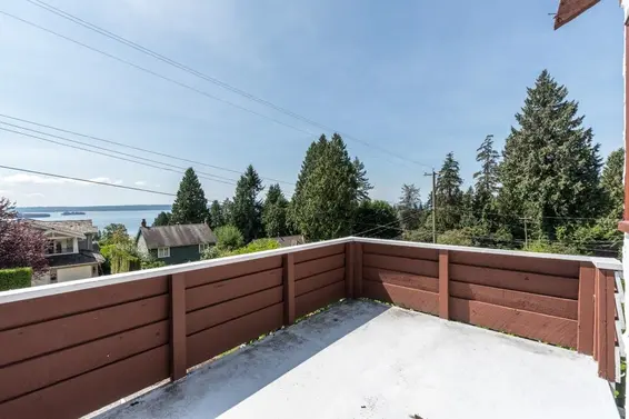 2671 Ottawa Avenue, West Vancouver For Sale - image 4