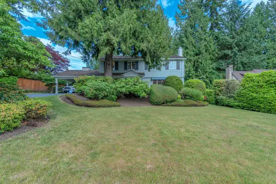 840 Margaree Place, West Vancouver For Sale - image 2