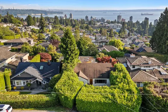 2138 Nelson Avenue, West Vancouver For Sale - image 1