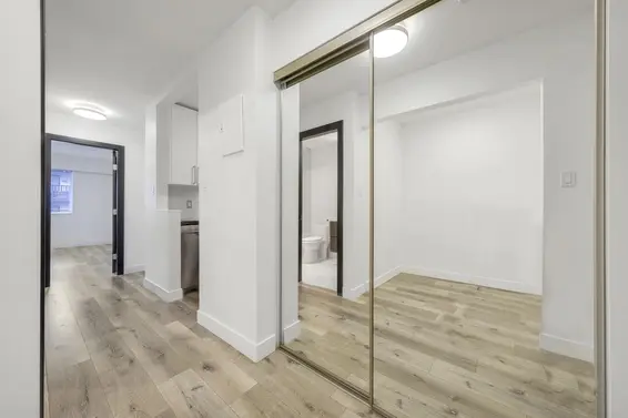 302 170 East 3rd Street, North Vancouver For Sale - image 3