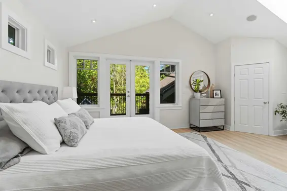 1610 Ross Road, North Vancouver For Sale - image 18