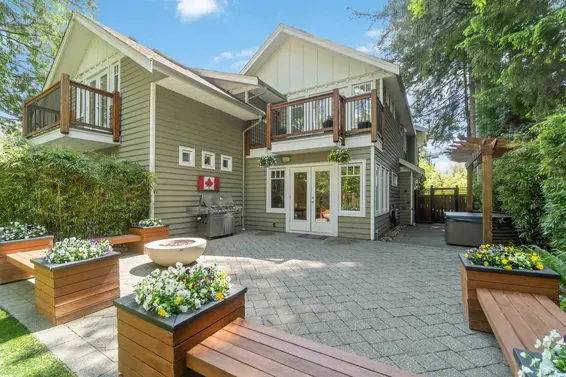 1610 Ross Road, North Vancouver For Sale - image 35