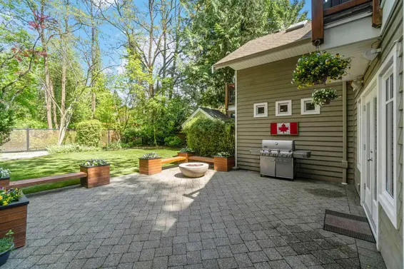 1610 Ross Road, North Vancouver For Sale - image 37