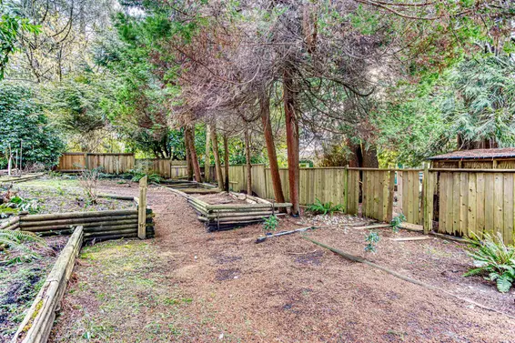 1025 Ridgewood Drive, North Vancouver For Sale - image 7