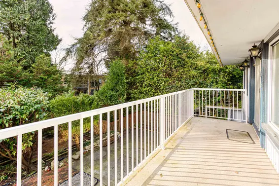 1025 Ridgewood Drive, North Vancouver For Sale - image 8
