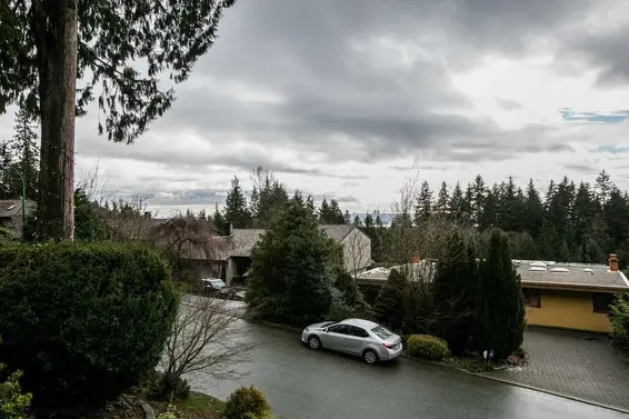 5240 Malaspina Place, North Vancouver For Sale - image 18