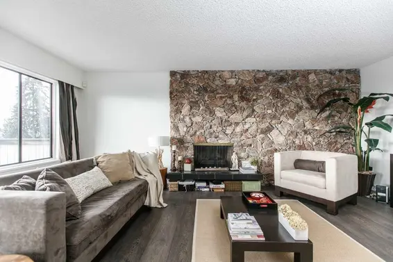 5240 Malaspina Place, North Vancouver For Sale - image 8