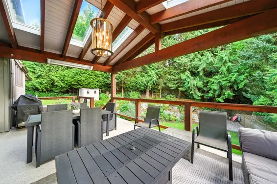 5211 Timberfeild Road, West Vancouver For Sale - image 11