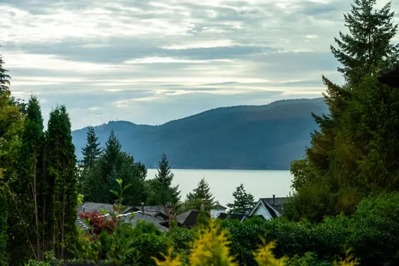 5211 Timberfeild Road, West Vancouver For Sale - image 24