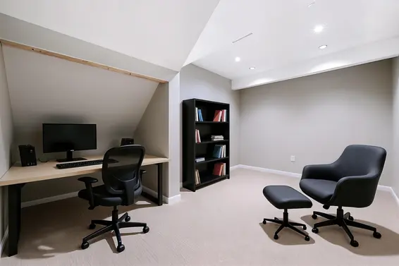 5211 Timberfeild Road, West Vancouver For Sale - image 35