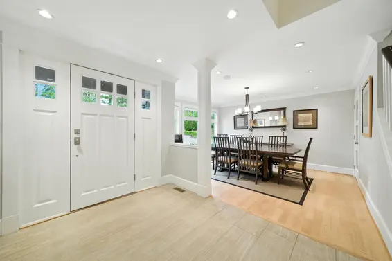 5211 Timberfeild Road, West Vancouver For Sale - image 4