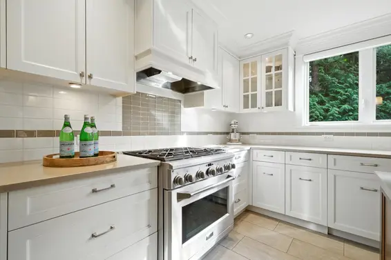 5211 Timberfeild Road, West Vancouver For Sale - image 6
