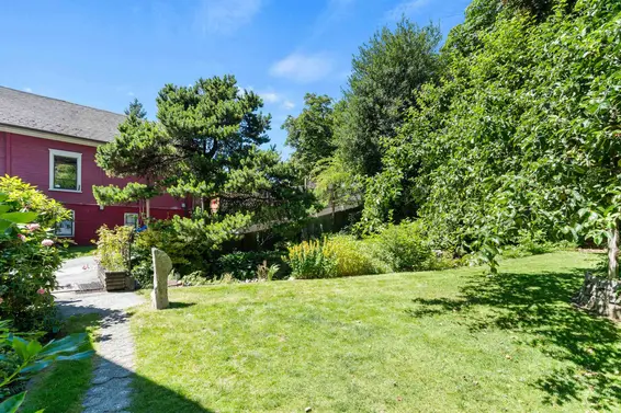 151 East Kings Road, North Vancouver For Sale - image 3