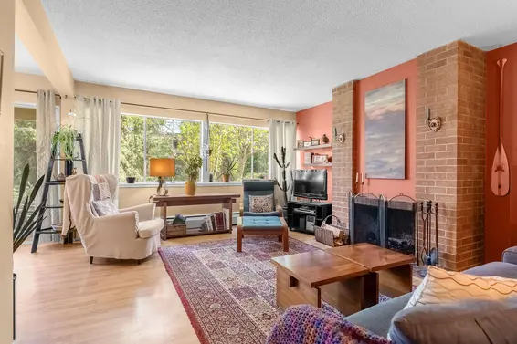 844 Westview Drive, North Vancouver For Sale - image 7