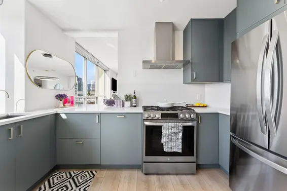 601 108 East 14th Street, North Vancouver For Sale - image 12