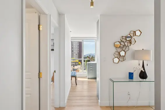 601 108 East 14th Street, North Vancouver For Sale - image 16