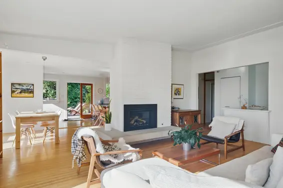 806 Clements Avenue, North Vancouver For Sale - image 10