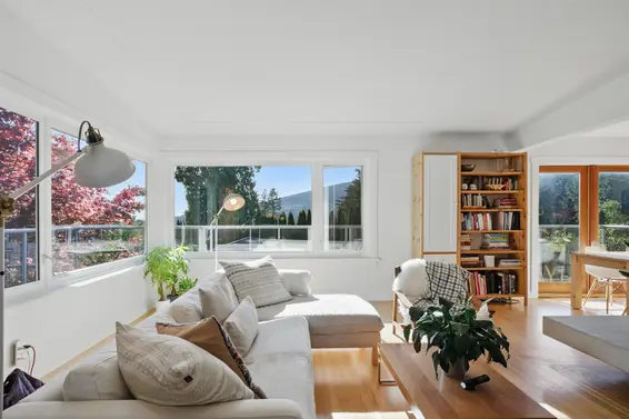 806 Clements Avenue, North Vancouver For Sale - image 12