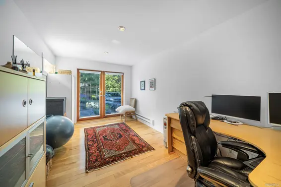 806 Clements Avenue, North Vancouver For Sale - image 21
