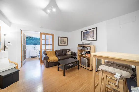 806 Clements Avenue, North Vancouver For Sale - image 32