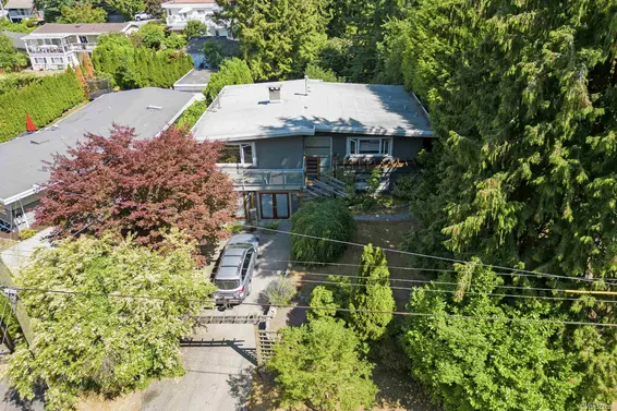 806 Clements Avenue, North Vancouver For Sale - image 34