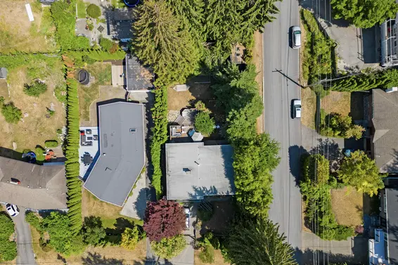806 Clements Avenue, North Vancouver For Sale - image 38