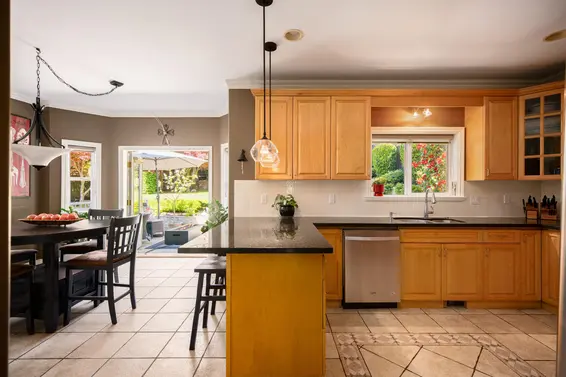 228 West Kings Road, North Vancouver For Sale - image 14
