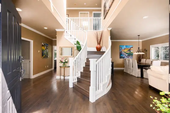 228 West Kings Road, North Vancouver For Sale - image 2