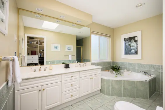 228 West Kings Road, North Vancouver For Sale - image 22