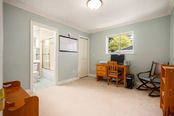 228 West Kings Road, North Vancouver For Sale - image 30