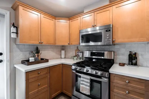 9 2688 Mountain Highway, North Vancouver For Sale - image 17