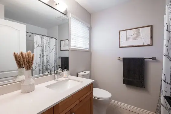 9 2688 Mountain Highway, North Vancouver For Sale - image 38