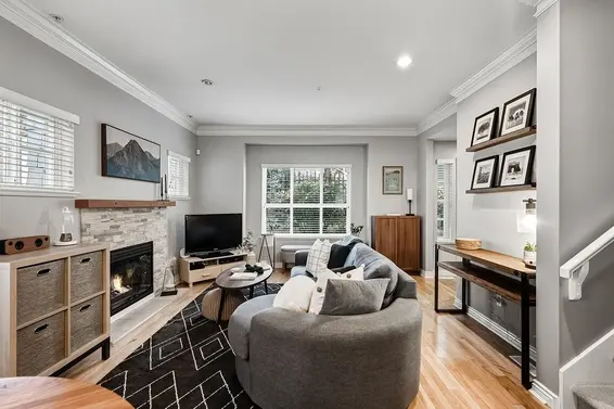 9 2688 Mountain Highway, North Vancouver For Sale - image 5