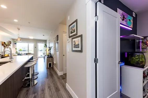 503 1496 Charlotte Road, North Vancouver For Sale - image 4